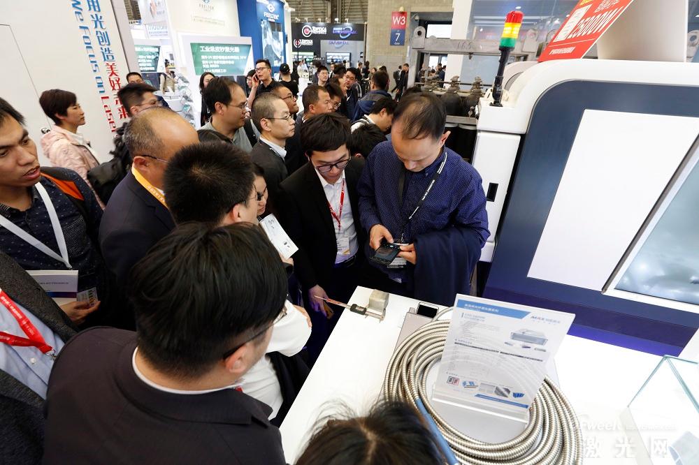 激光切割踏上“奔二之路” 国产光源突破二万五大关